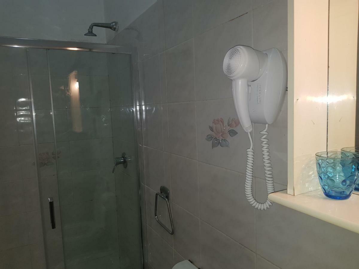 Alex City Inn III Рим Экстерьер фото